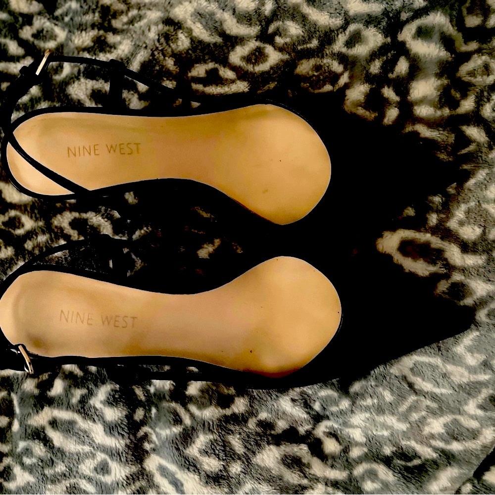 Nine West Black Pointed Toe Heels